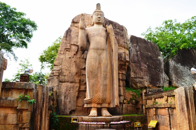 AUKANA - SRI LANKA